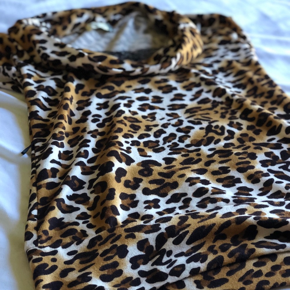 Animal print top